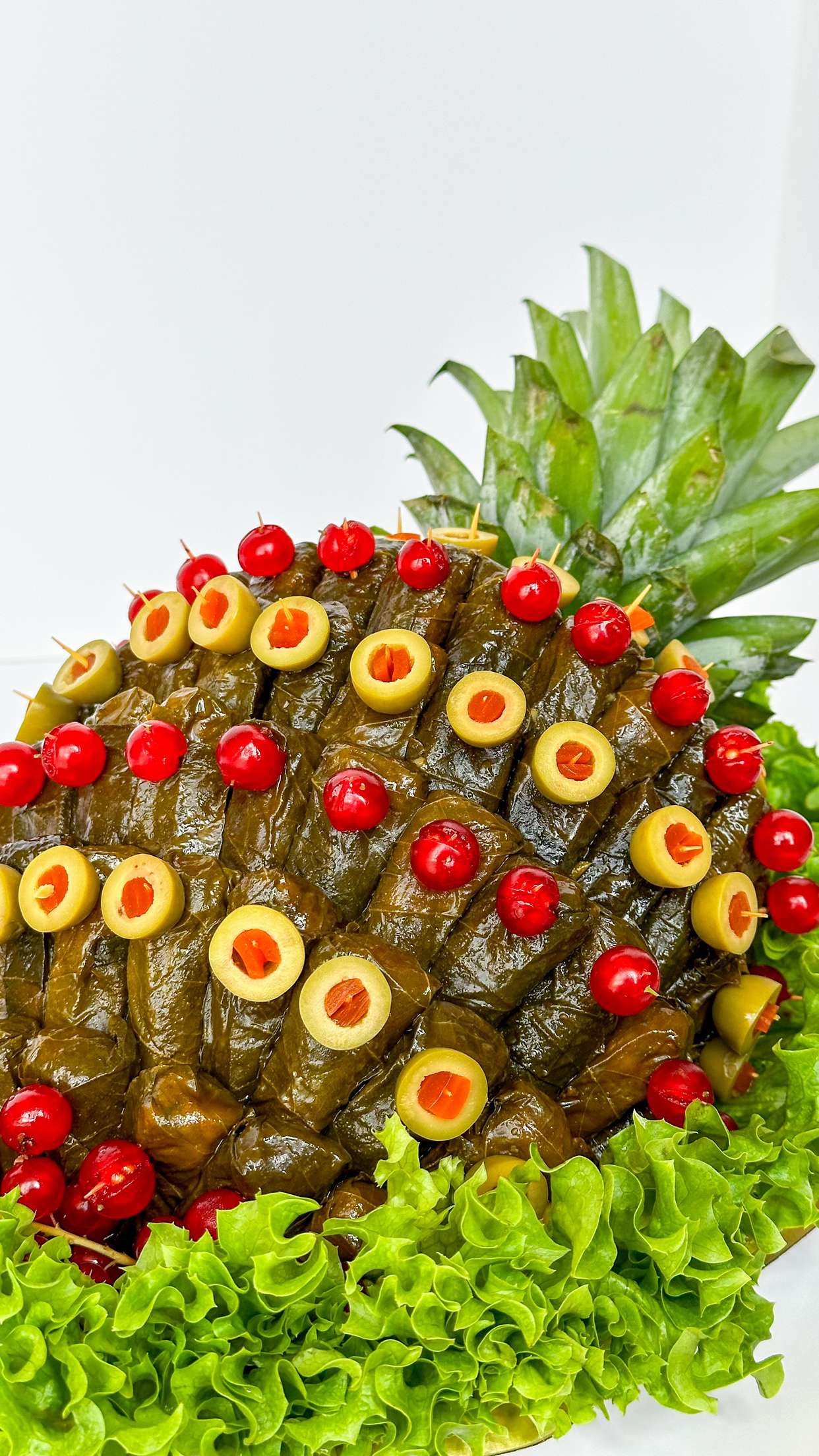 Pineapple Vine Leaves - ورق عنب بالأناناس